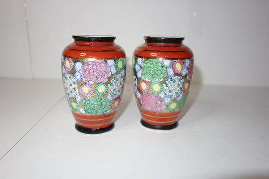 Pair small Japanese vases hand painted