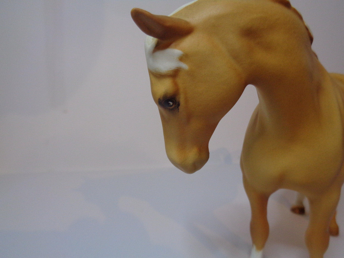 Beswick Palomino Matt finish Mare Facing Right 1812