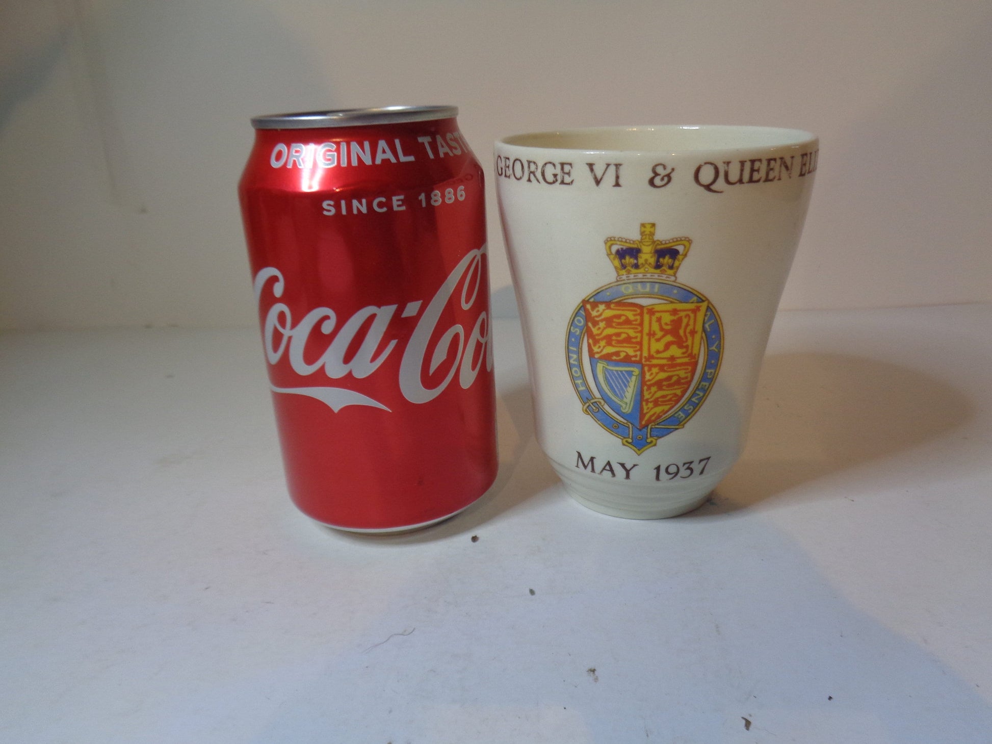 Coronation King George VI and Queen Elizabeth Souvenir Commemorative Beaker London County Council