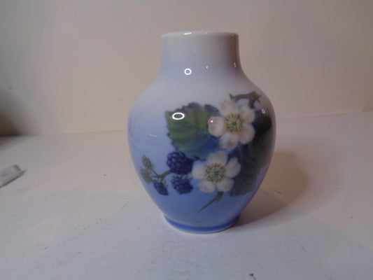 Royal Copenhagen Small Vase Blackberry Pattern #288