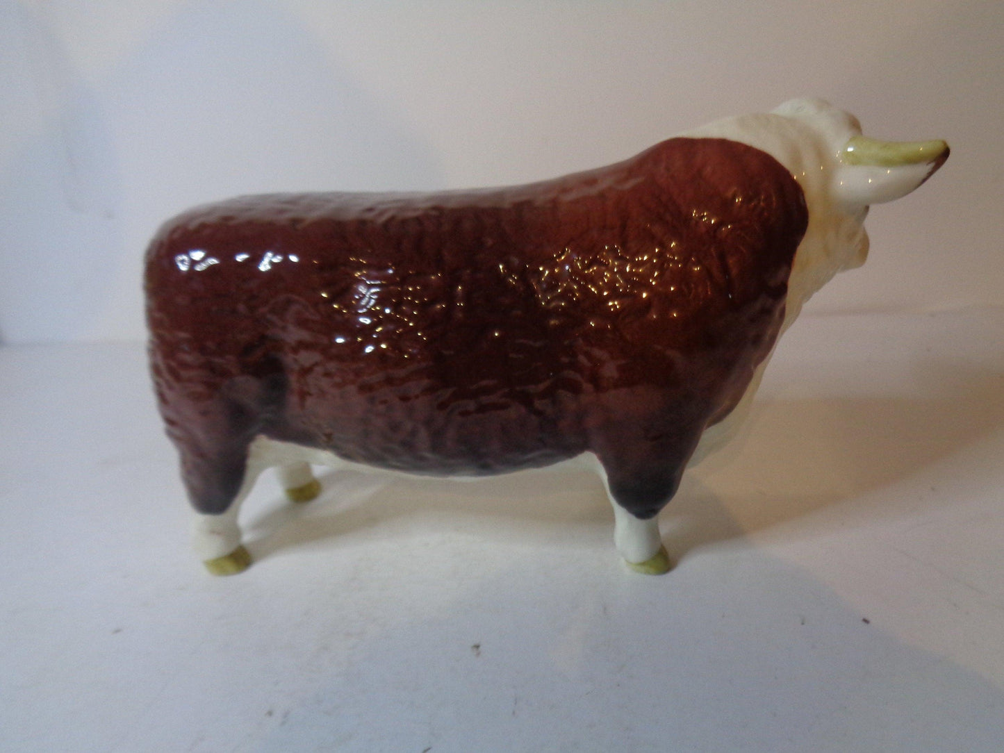 Beswick Hereford Bull Ch. of Champions Second Version No1363B