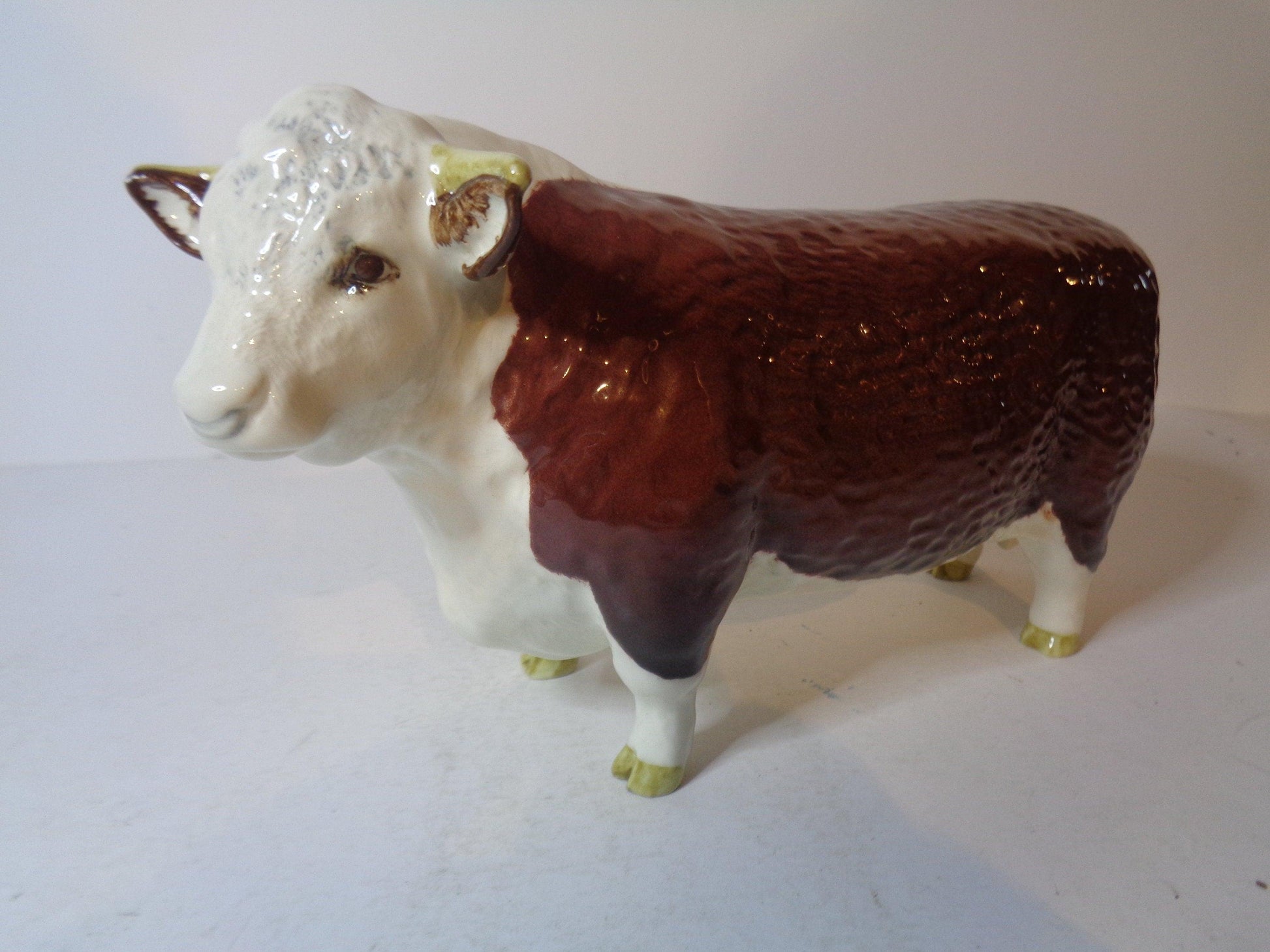 Beswick Hereford Bull Ch. of Champions Second Version No1363B