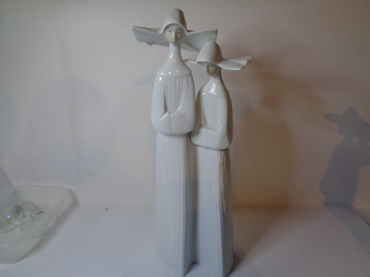 LLadro Nuns No 4611