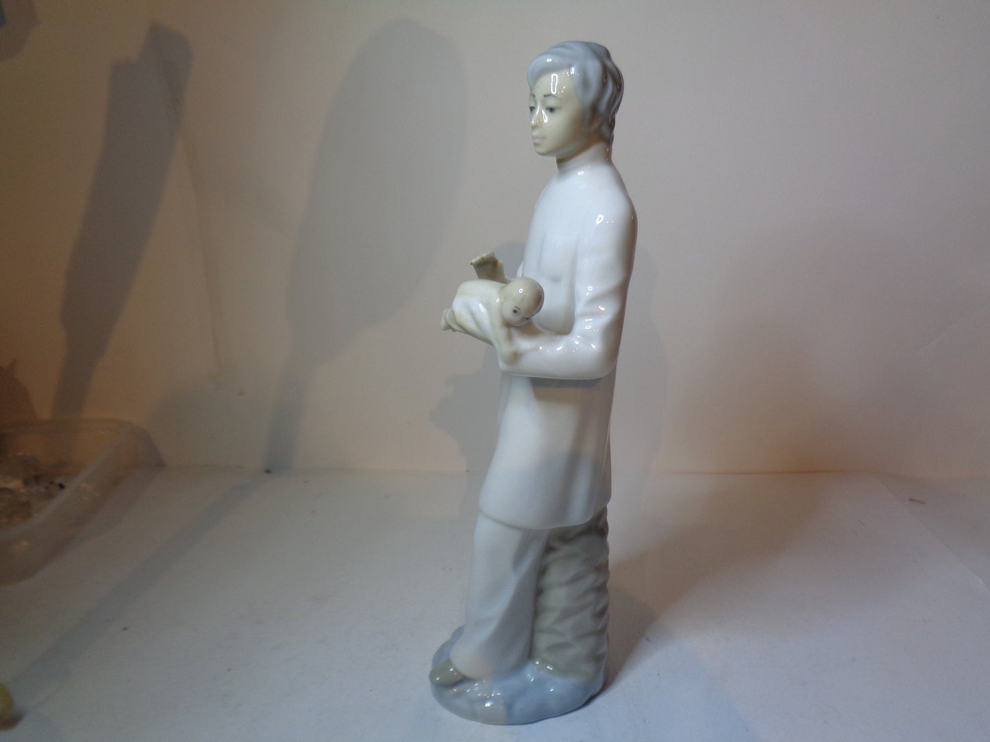 The Midwife by Casades Porcelain Spain