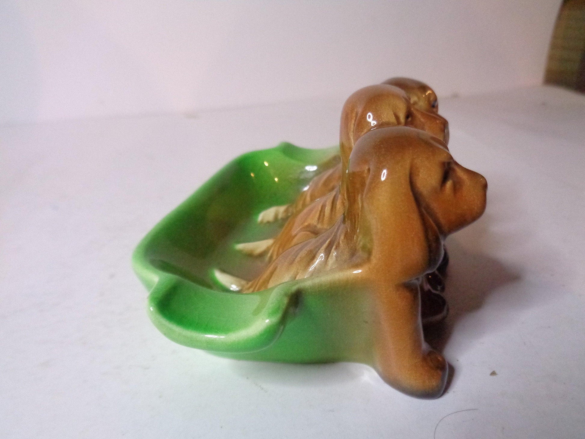 Beswick Vintage 3 dogs Ashtray/ penrest / Trinket tray