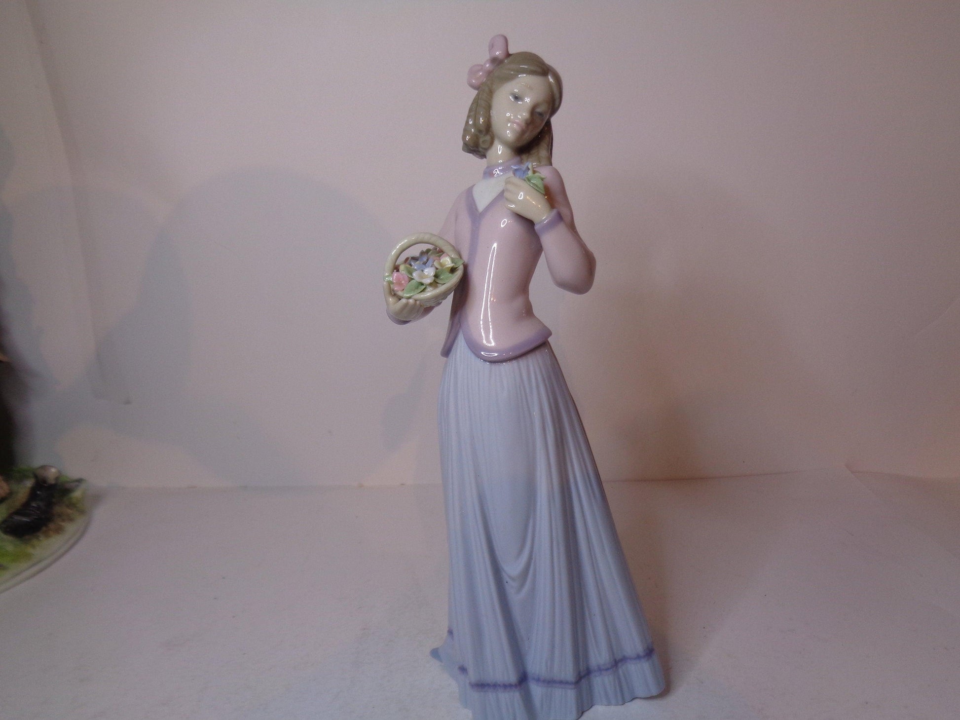 LLadro Innocence in Bloom Society Piece 1996 Number 7644