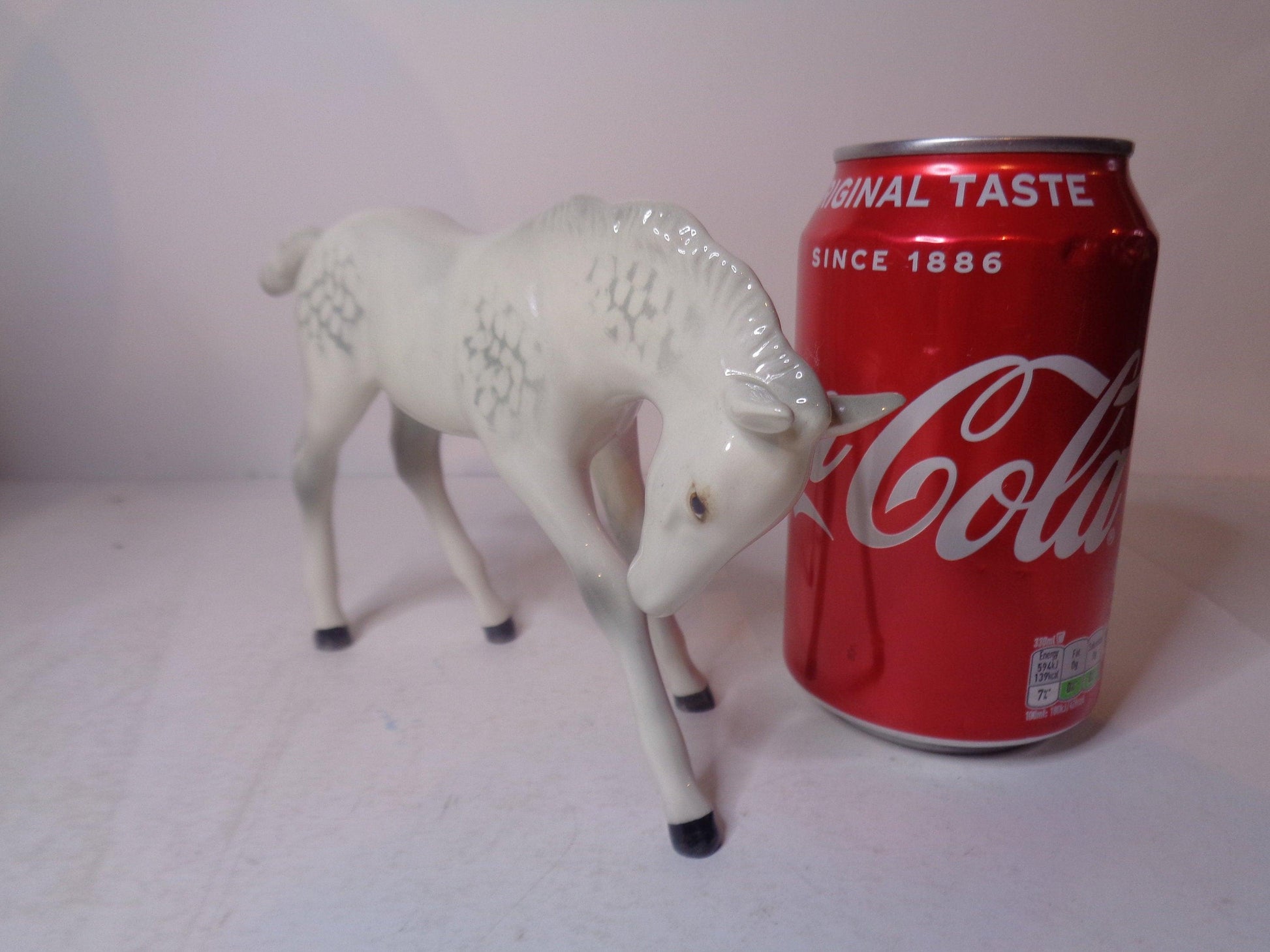 Beswick Foal ( Large Head Down ) No 947 Grey