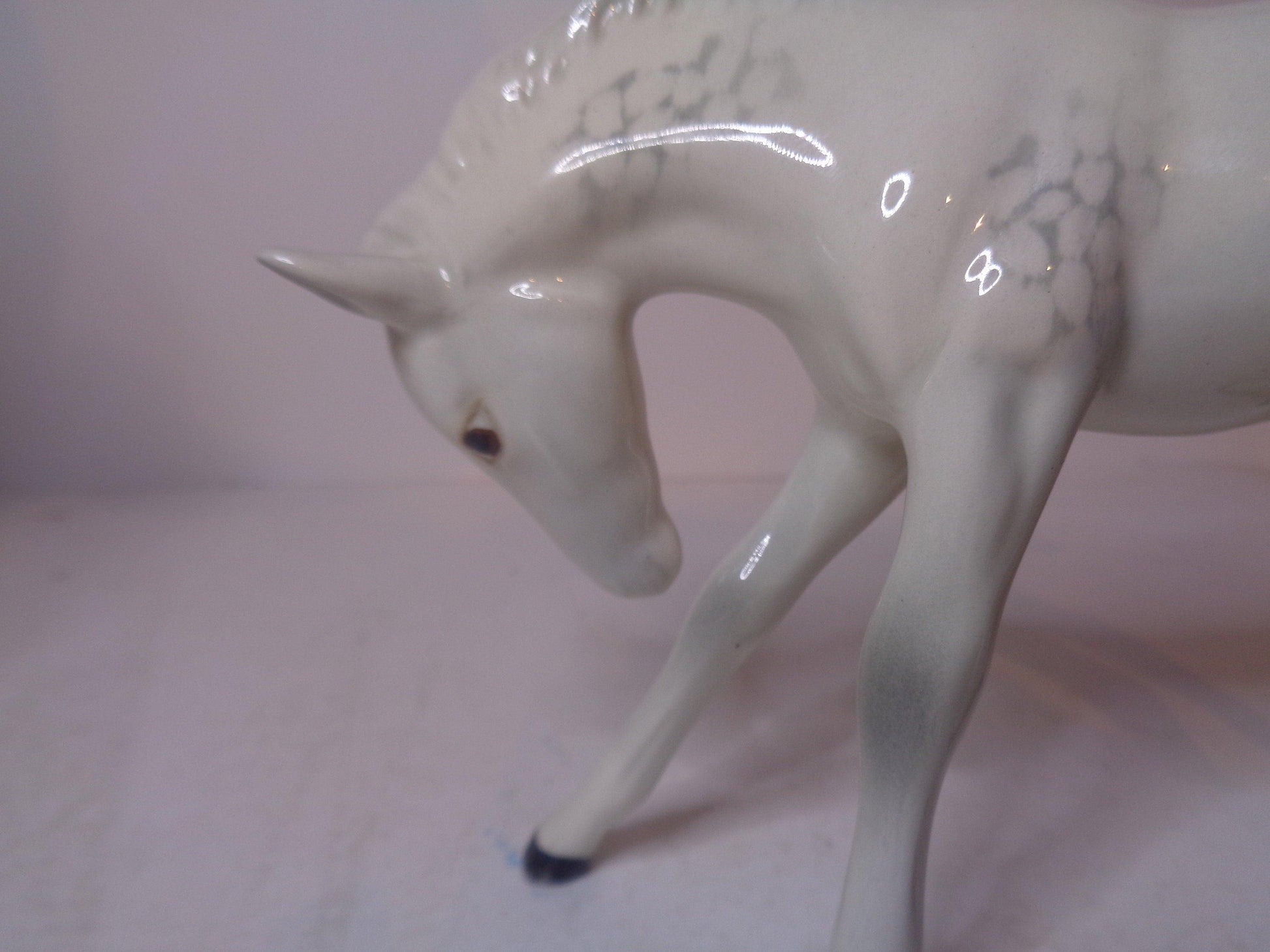 Beswick Foal ( Large Head Down ) No 947 Grey