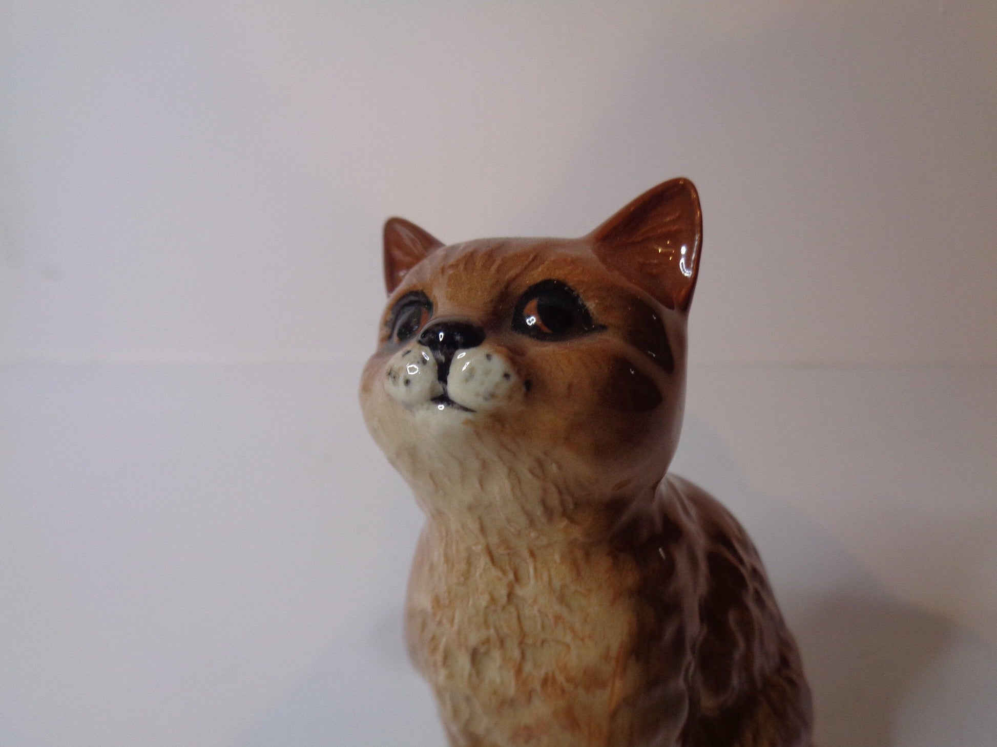 Beswick Seated Ginger Persian Kitten number 1886