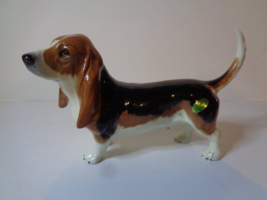 Beswick Bassett Hound " Fochno Trinket " no 2045A by Arthur Gredington