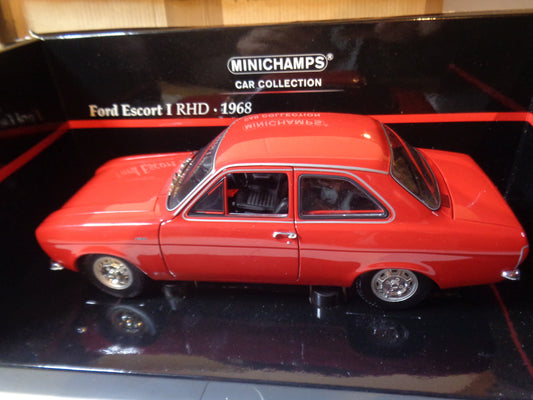 Minichamps 1/18 Diecast model Ford Escort Mk 1 1300L Bright Red