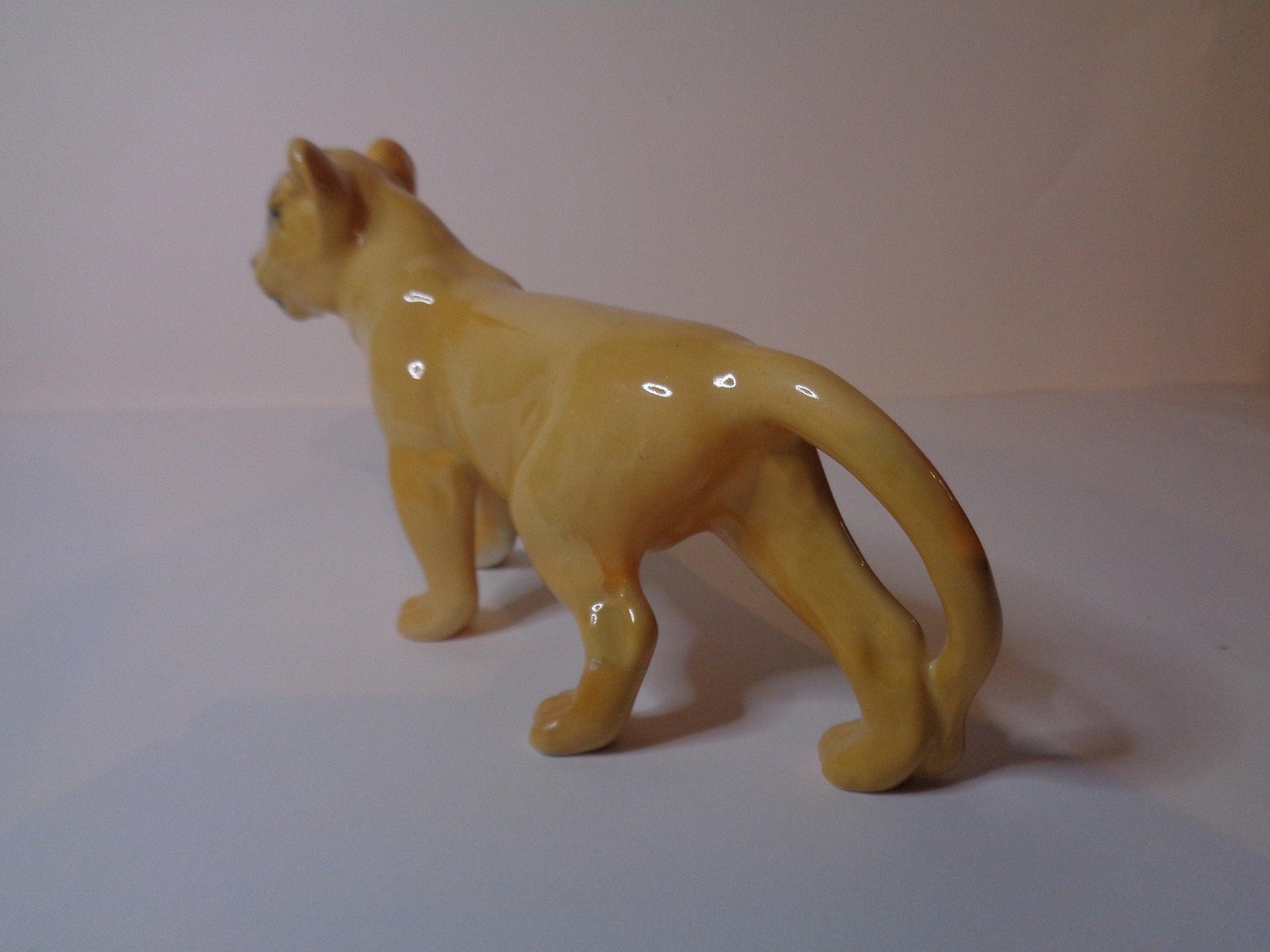 Beswick Lion Cub - Facing Left No 2098