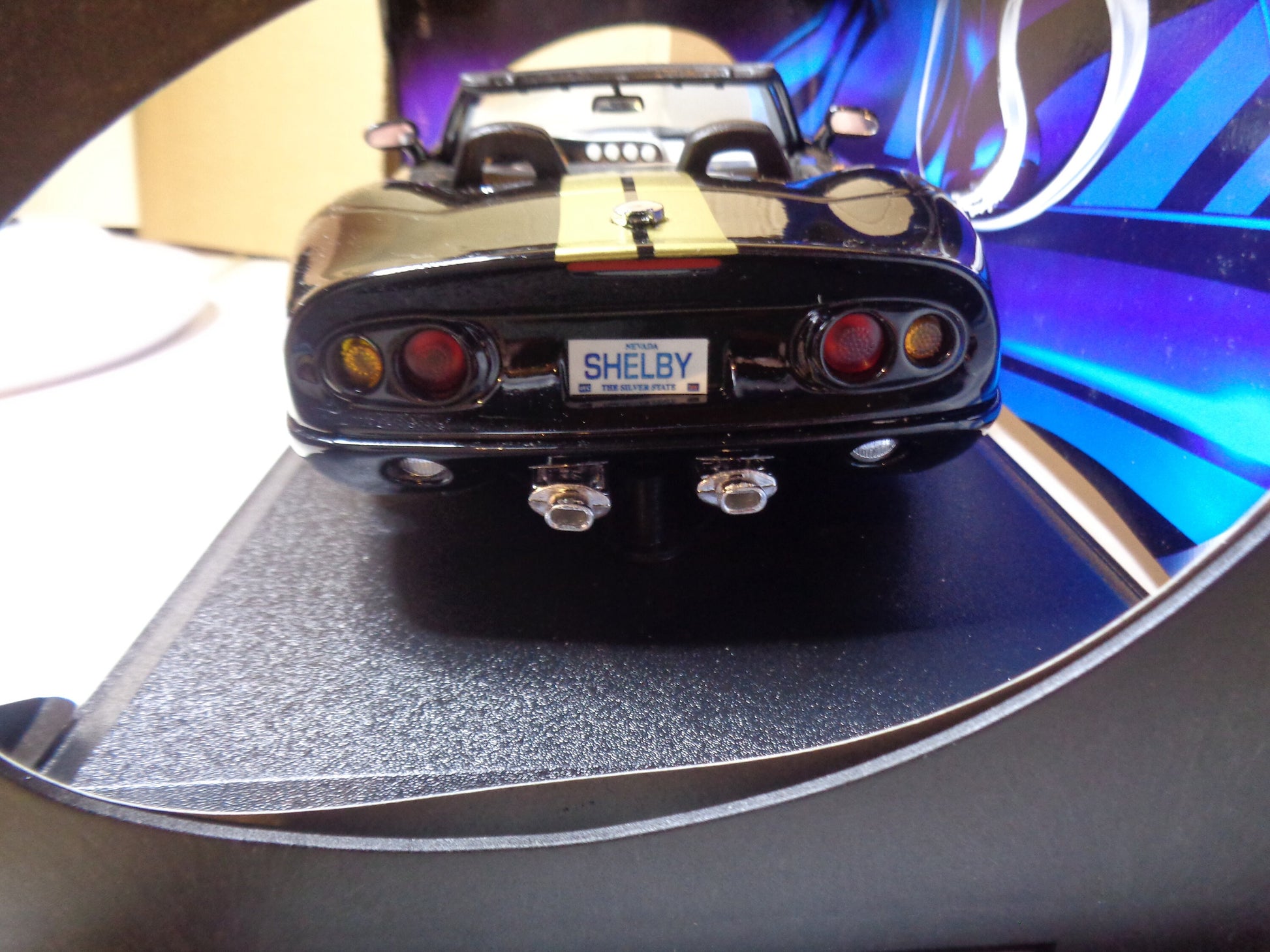 Maisto Special Edition 1/18 Diecast model Shelby Series 1