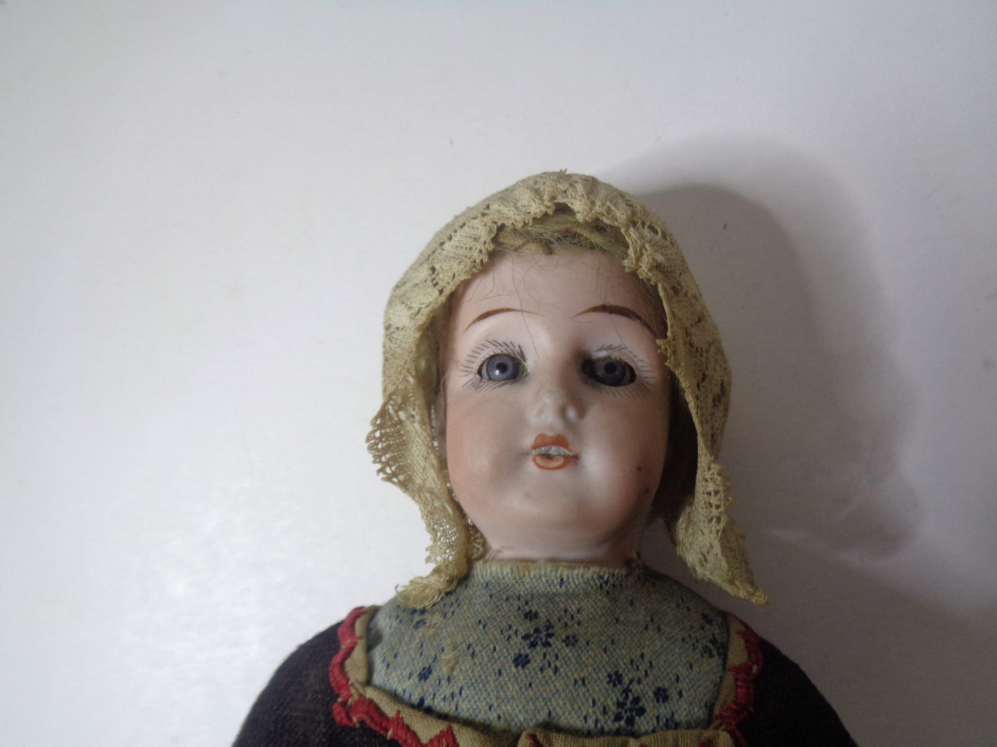 Arthur Schoenau & Hoffemeister Bisque Head Doll 1800 model Antique