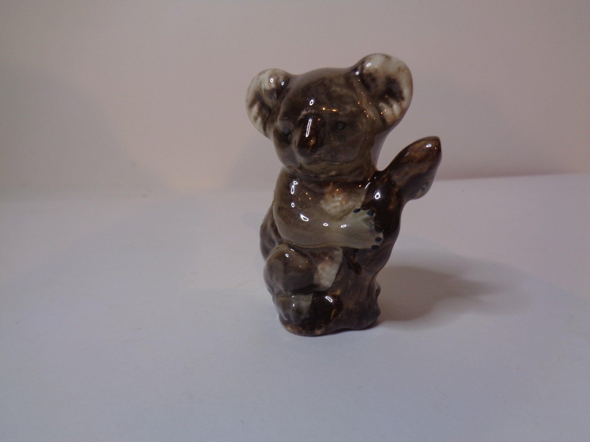 Beswick Koala Bear on Branch No 1039