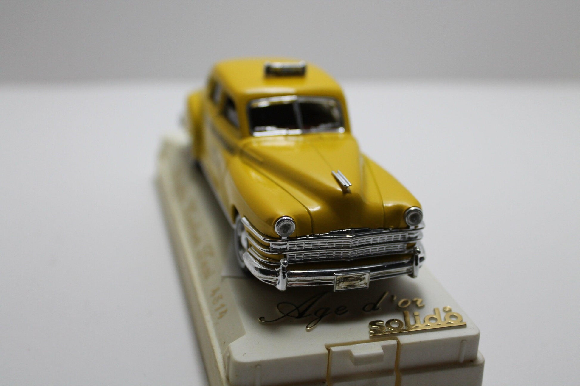 Solido 1/43 Chrysler Windsor Taxi No 4514