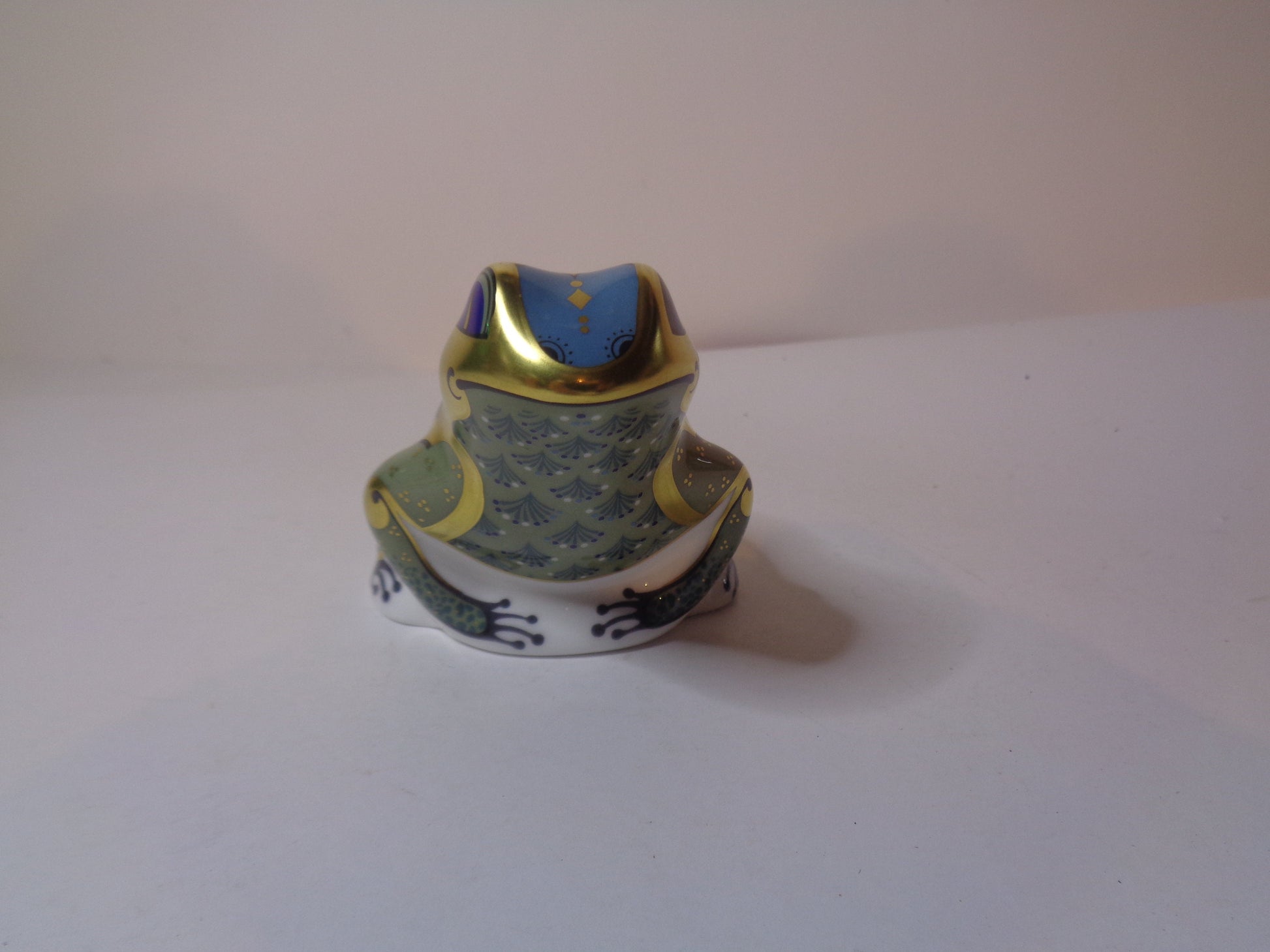 Royal Crown Derby Fountain Frog Gold Stopper