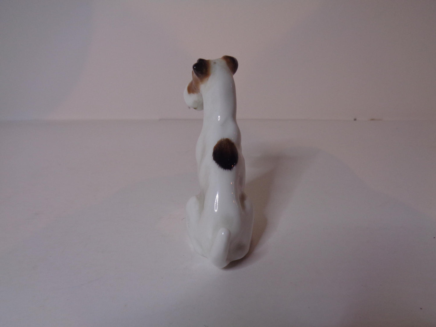 Royal Doulton Miniature Fox Terrier Seated K8