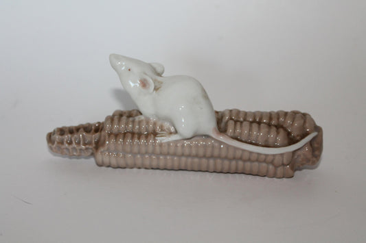 Royal Copenhagen Mouse on Corncob No 512