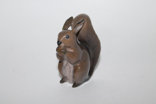 Royal Copenhagen Squirrel With Nut No 982