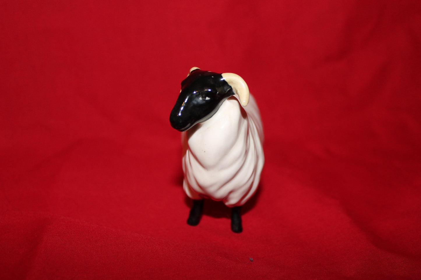 Beswick Black Faced Sheep No. 1765