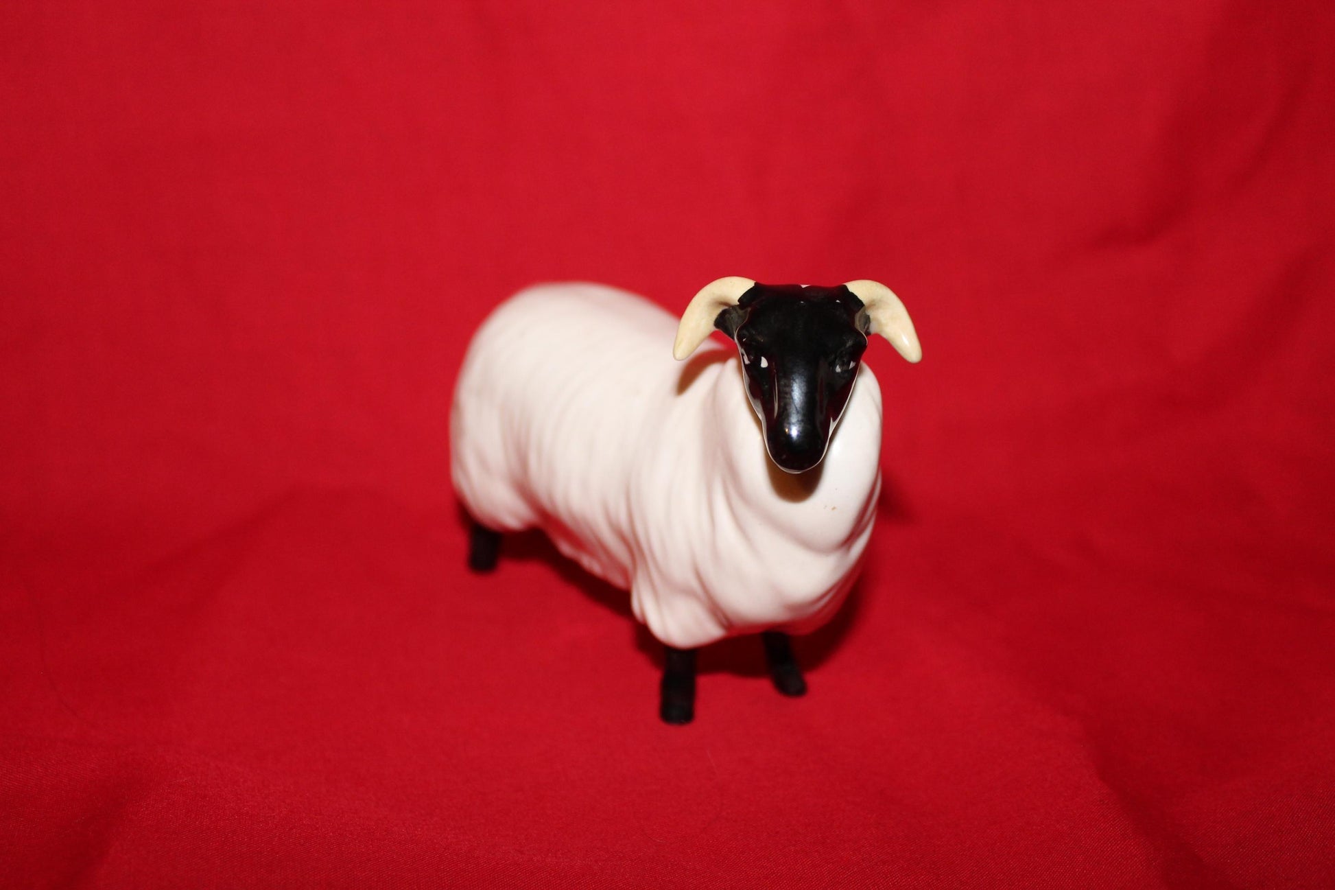 Beswick Black Faced Sheep No. 1765