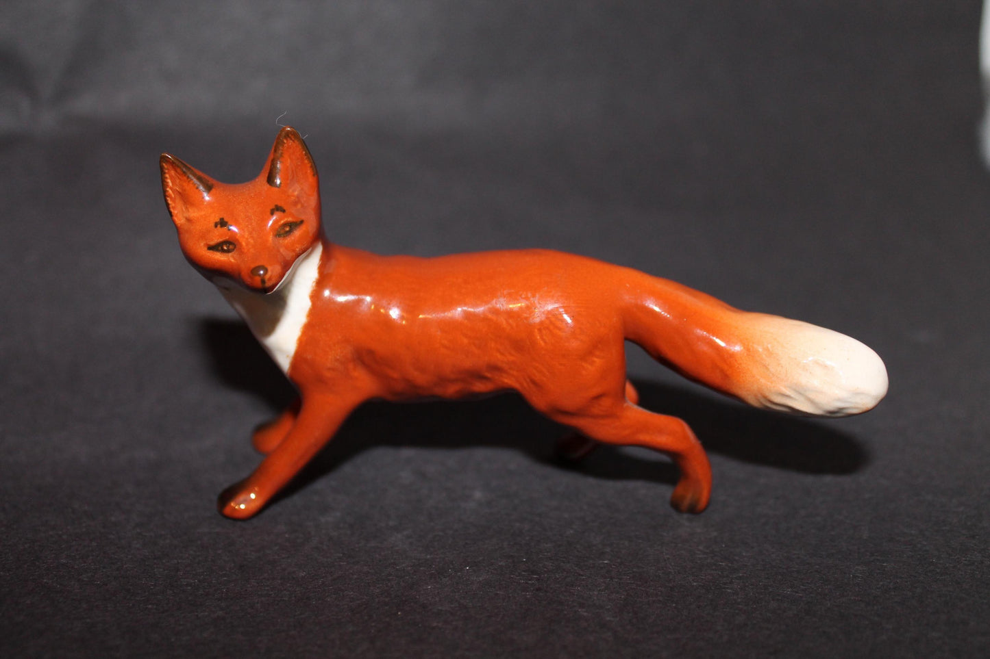 Beswick Fox - Standing No. 1440