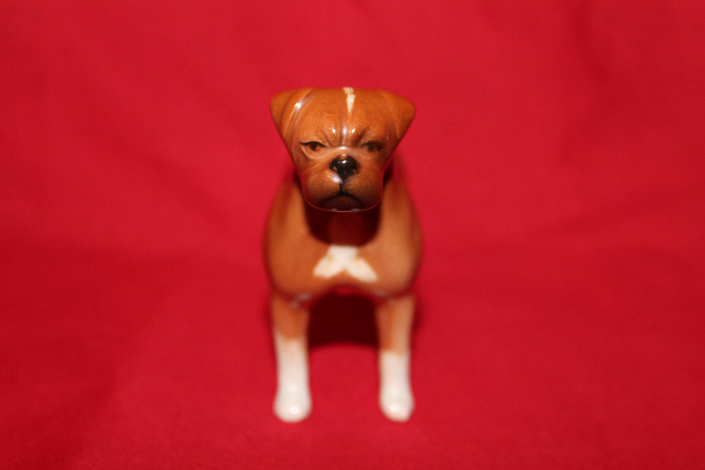 Beswick Boxer - Small No. 1852