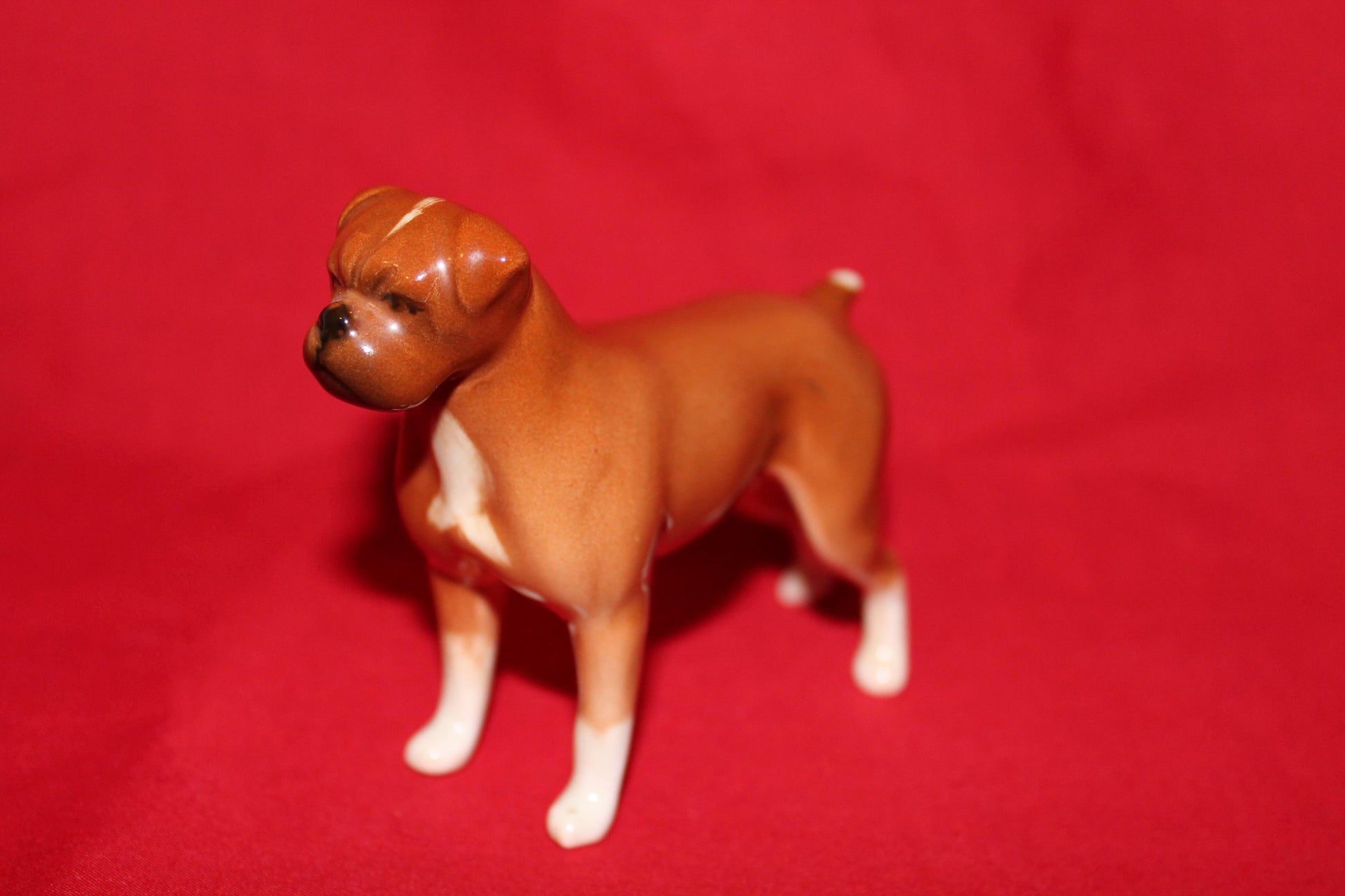 Beswick Boxer - Small No. 1852