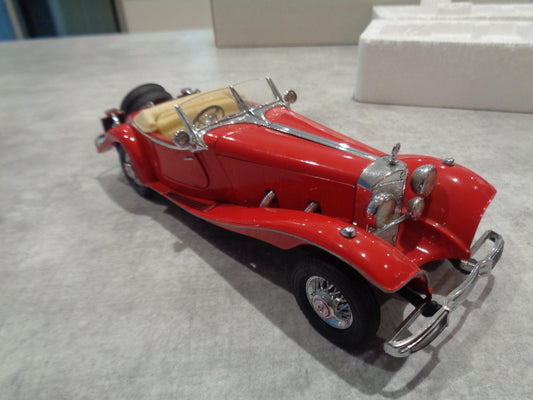 Franklin Mint Mercedes 500 K Special Roadster 1/24 Diecast model in original condition and box