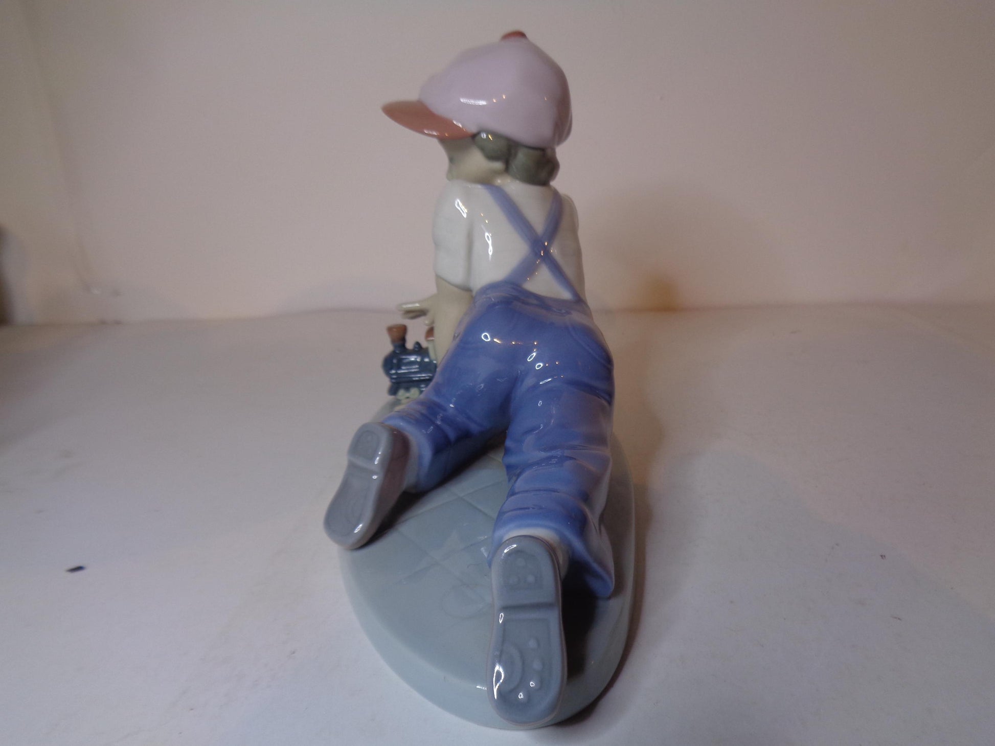 LLadro All Aboard No 7619 Society Piece for 1992