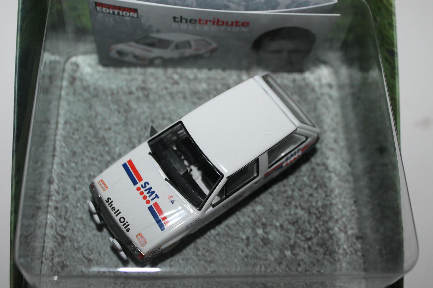 CORGI Colin McRae Motorsport VA11401 Vauxhall Nova Sport 1300cc