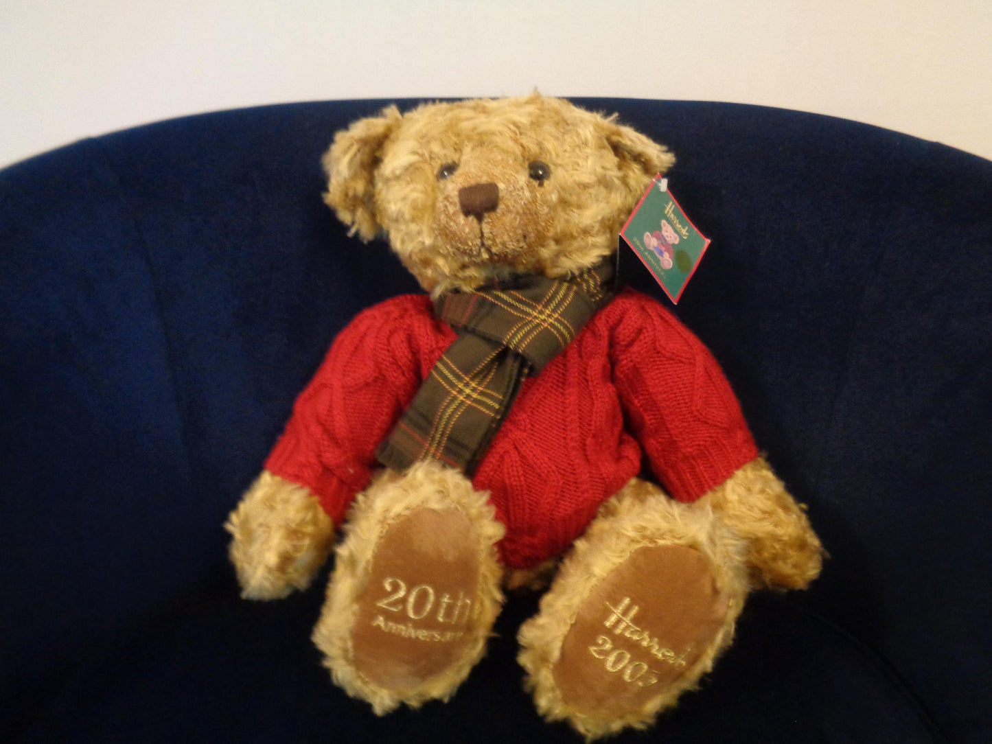 Nicolas The Christmas Bear for 2005 celebrating 20 years of Christmas Bears