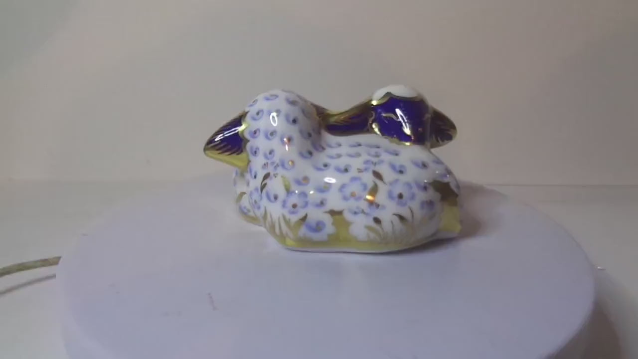 Royal Crown Derby Twin Lambs Gold Stopper